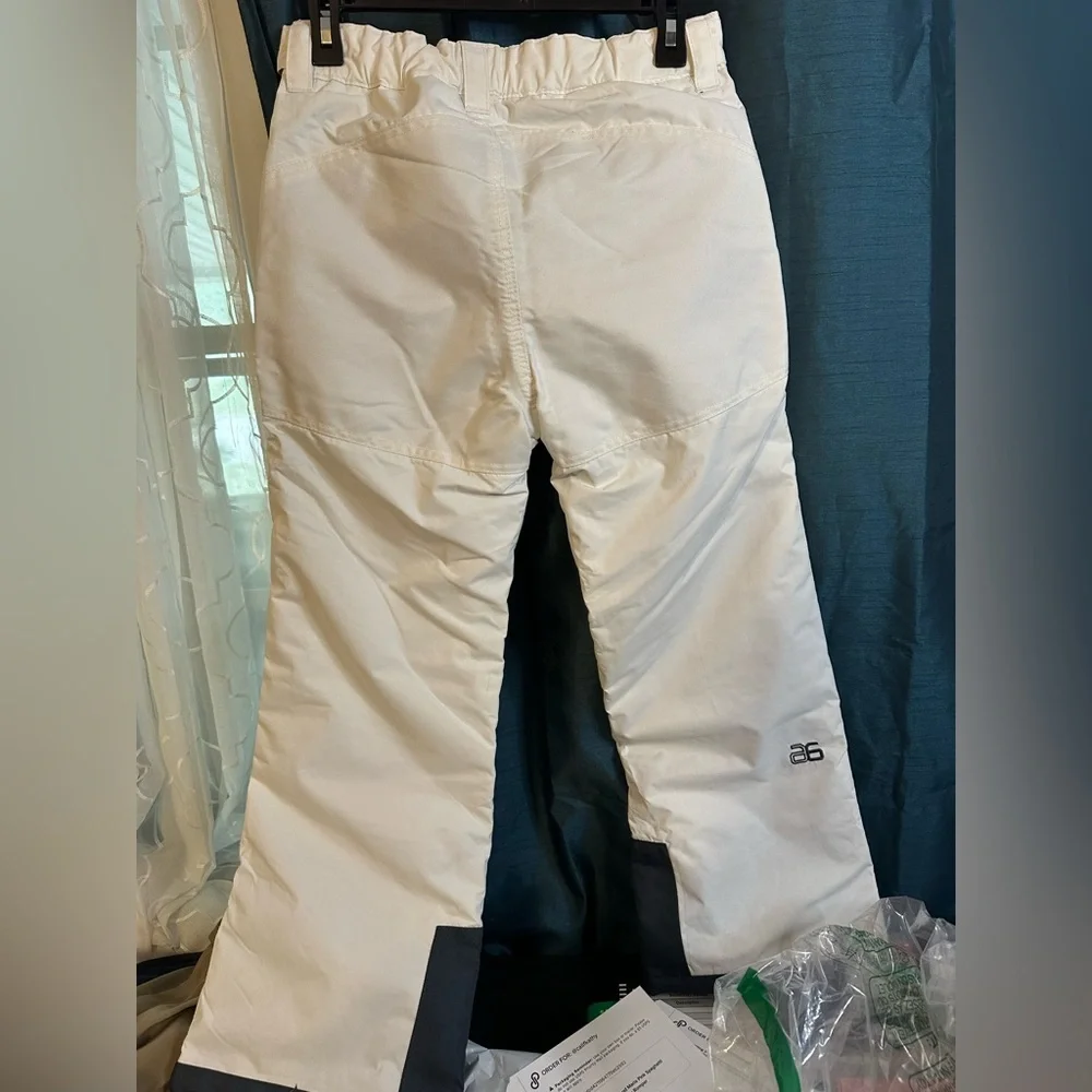 Kids Medium/Womens Small Insulated Snow Pants - White - Picture 7 of 14